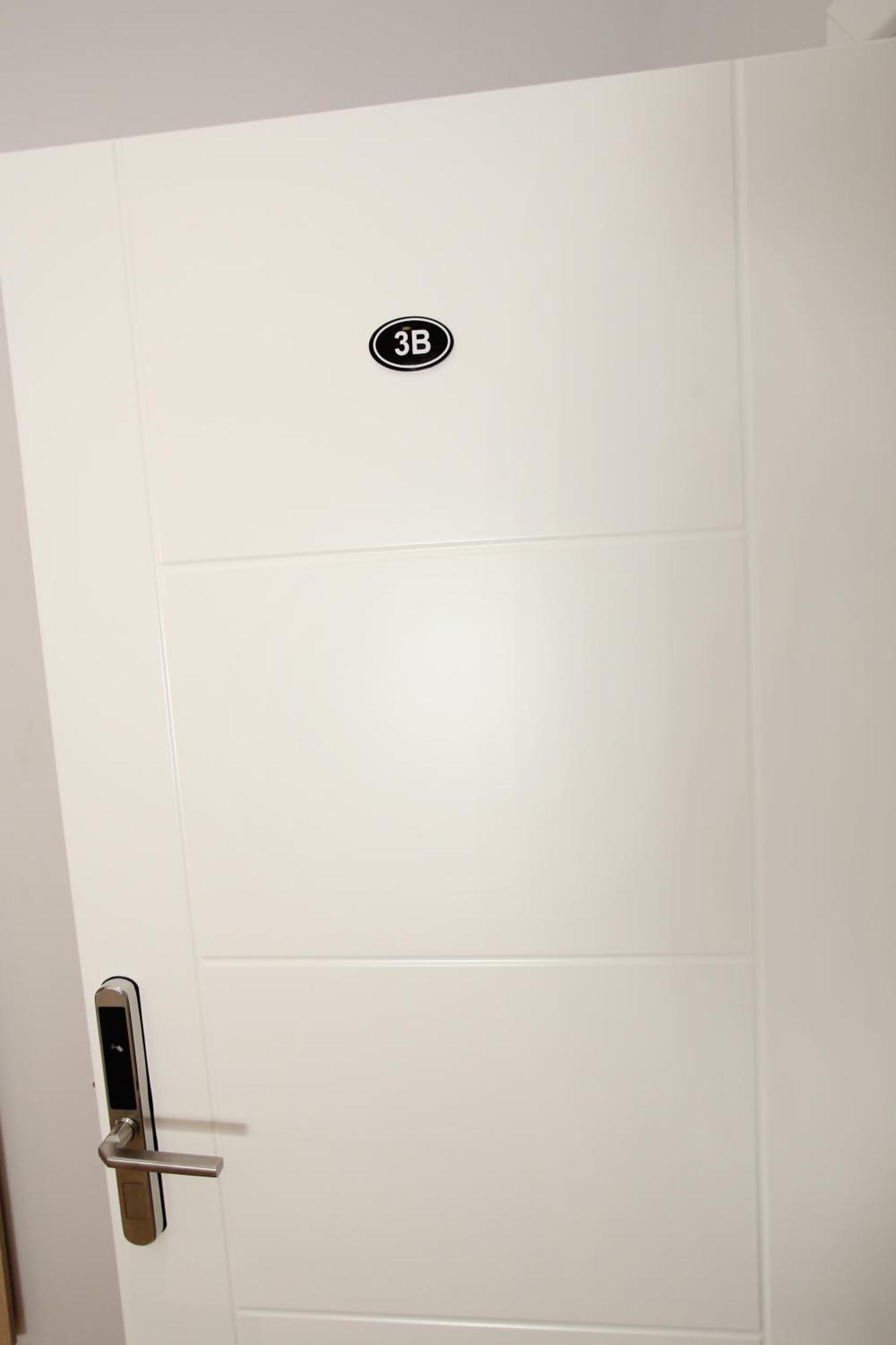 The Met Apartments ดูร์เรส ภายนอก รูปภาพ